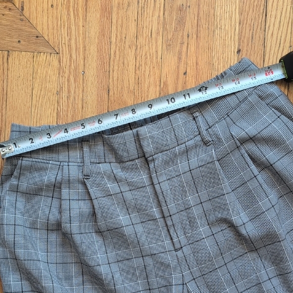 Merona Women's Plaid Gray Dress Pants - Picture 5 of 7